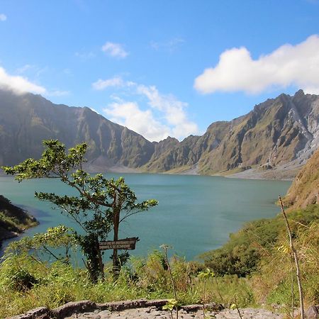 Bognot Lodge : Alvin Bognot Mt Pinatubo Guesthouse And Tours Santa Juliana Extérieur photo