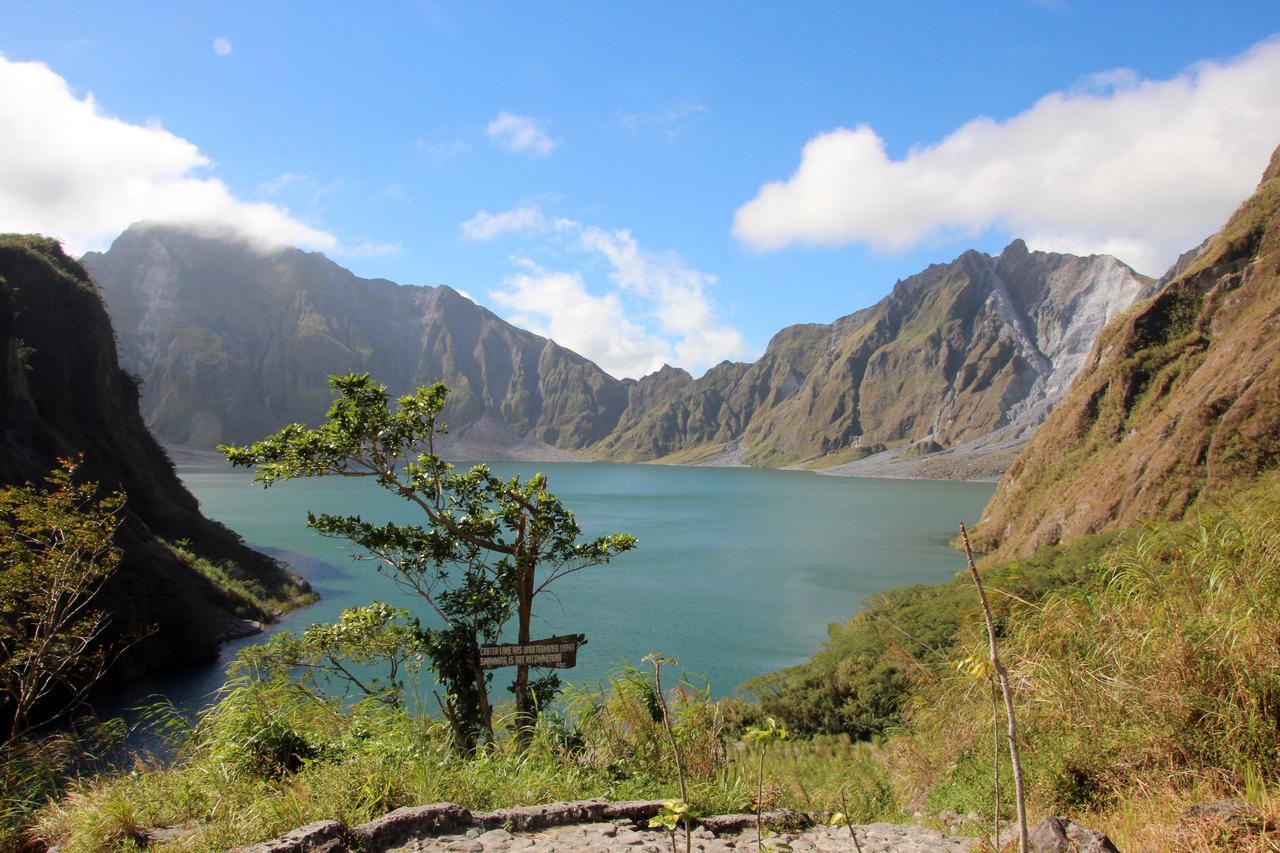 Bognot Lodge : Alvin Bognot Mt Pinatubo Guesthouse And Tours Santa Juliana Extérieur photo